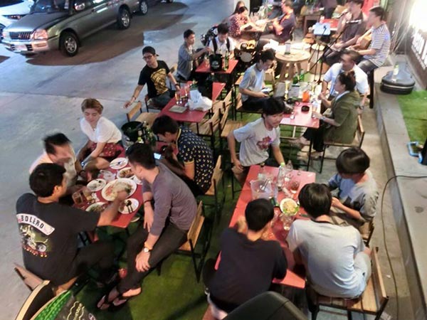 ร้านเหล้า ตลาดหัวมุม ร้านเหล้า ตลาดหัวมุม