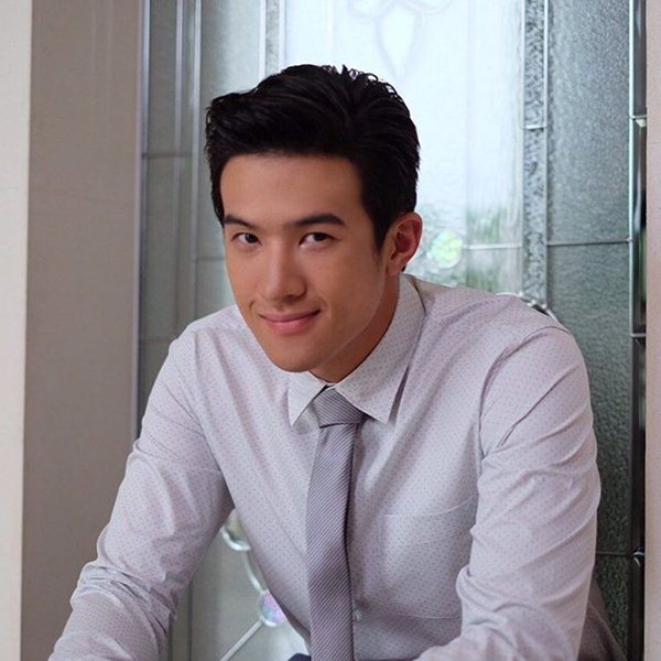 เจมส์ มาร์ เจมส์ มาร์