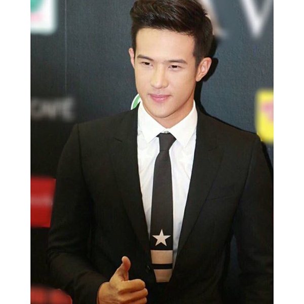 เจมส์ มาร์ เจมส์ มาร์