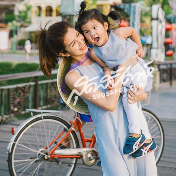 น้องมะลิ ปกนิตยสาร สุดสัปดาห์ น้องมะลิ ปกนิตยสาร สุดสัปดาห์