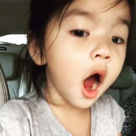 น้องมะลิ น้องมะลิ