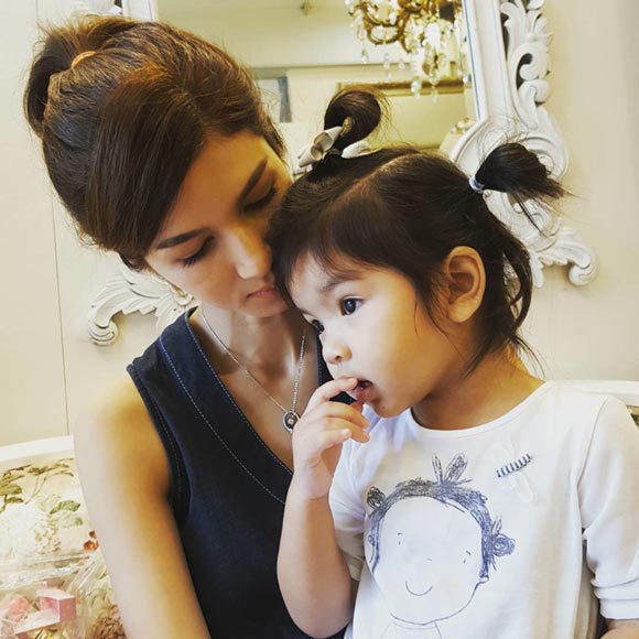 น้องมะลิ น้องมะลิ