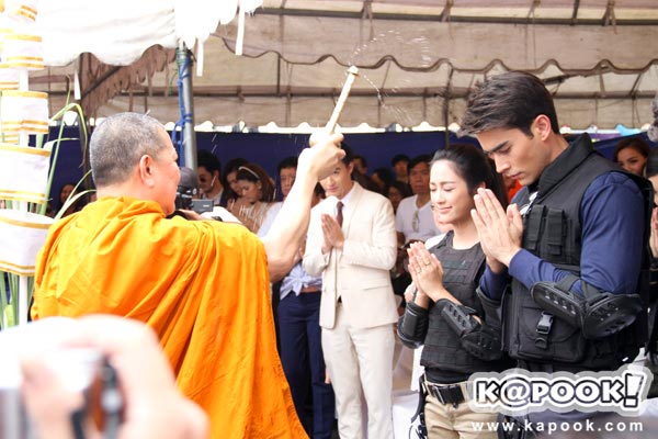 บวงสรวงละคร หักลิ้นช้าง เรือนพะยอม บวงสรวงละคร หักลิ้นช้าง เรือนพะยอม