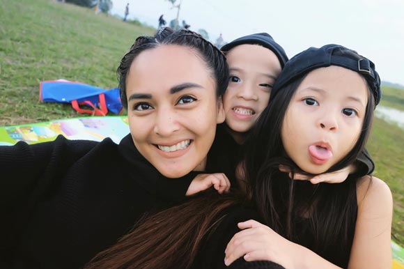 เวย์ นานา บีน่า บรู๊คลิน เวย์ นานา บีน่า บรู๊คลิน