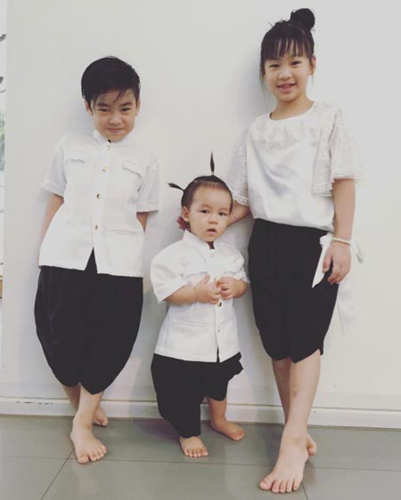 ออกัส ออก้า ออกู๊ด ออเกรซ ออกัส ออก้า ออกู๊ด ออเกรซ