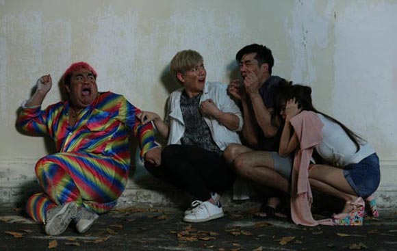 ไดอารี่ตุ๊ดซี่ส์ เดอะ ซีรีส์ GMM25 ไดอารี่ตุ๊ดซี่ส์ เดอะ ซีรีส์ GMM25
