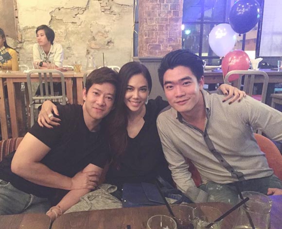 ตอง ภัครมัย ตอง ภัครมัย