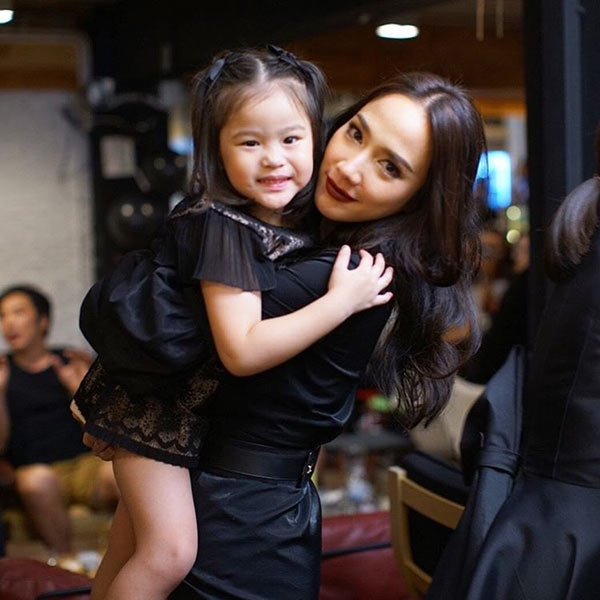 น้องณิริน ลูกหนิง ปณิตา น้องณิริน ลูกหนิง ปณิตา