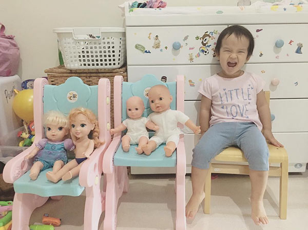 น้องปีใหม่ ลูกสาว แอฟ ทักษอร น้องปีใหม่ ลูกสาว แอฟ ทักษอร