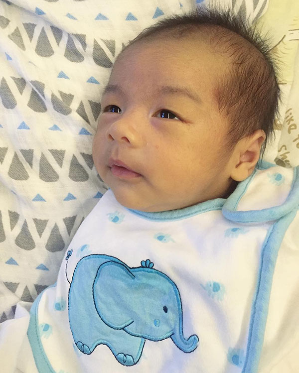 น้องโอลาฟ ลูกชาย โอ๊ต จีน่า น้องโอลาฟ ลูกชาย โอ๊ต จีน่า