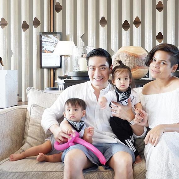 หมอโอ๊ค โอปอล์ น้องอลิน อลัน หมอโอ๊ค โอปอล์ น้องอลิน อลัน