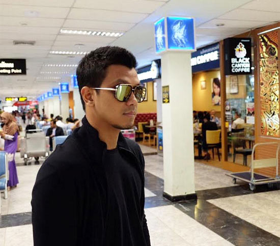 หนุ่ม กะลา หนุ่ม กะลา