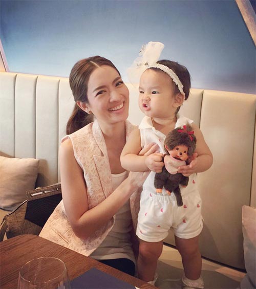 แอฟ ทักษอร น้องปีใหม่ แอฟ ทักษอร น้องปีใหม่