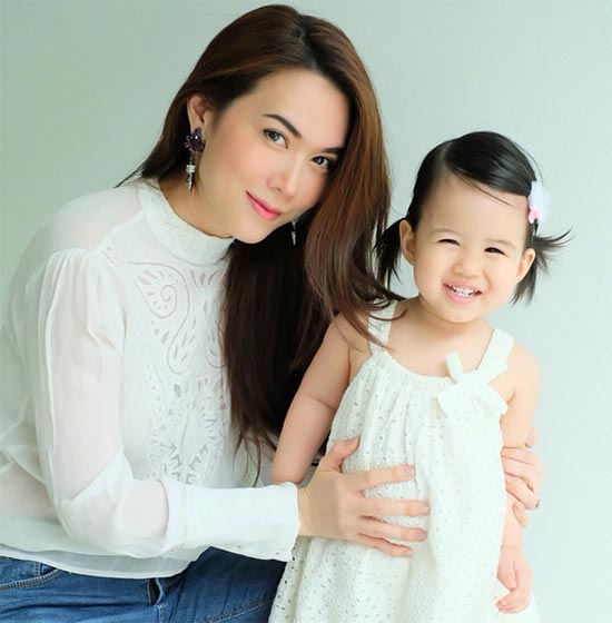 เมย์ เฟื่องอารมย์ น้องมายู เมย์ เฟื่องอารมย์ น้องมายู