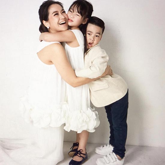 จูน กษมา น้องออกัส ออก้า ออกู๊ด จูน กษมา น้องออกัส ออก้า ออกู๊ด