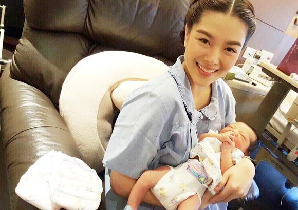 ลีเดีย ศรัณย์รัชต์ น้องดีแลน ลีเดีย ศรัณย์รัชต์ น้องดีแลน