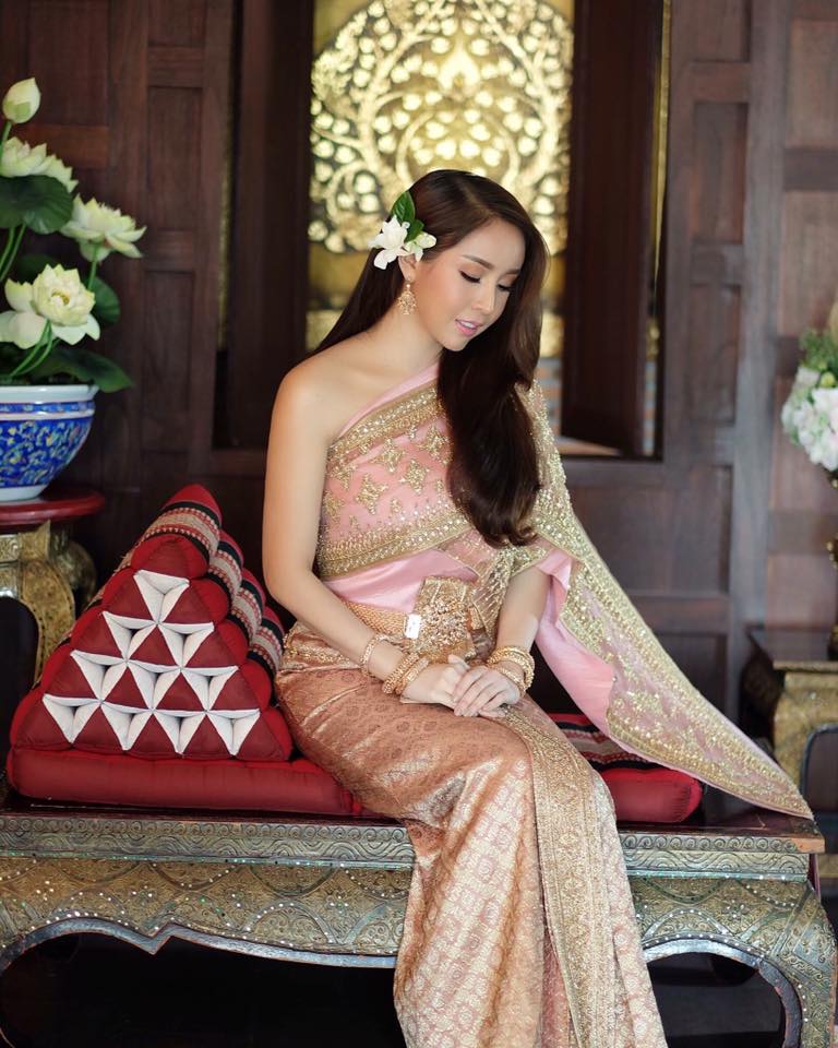 ออฟฟี่ แต่งงาน ออฟฟี่ แต่งงาน