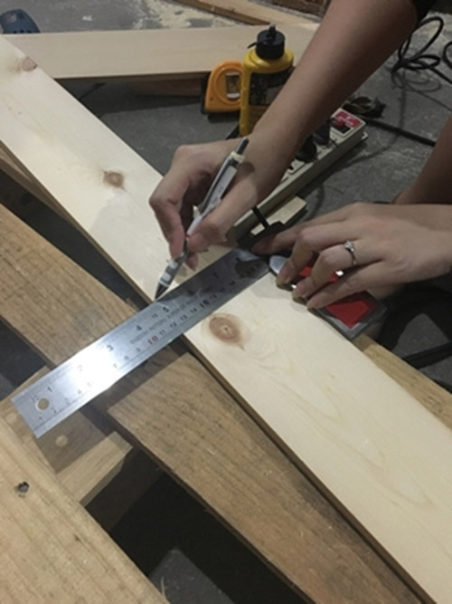 DIY ราวแขวนเสื้อ DIY ราวแขวนเสื้อ