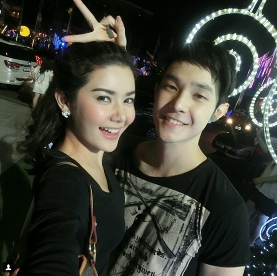 ต้าร์ พศิน ศรีธรรม อ้อม ประถมาภรณ์ ต้าร์ พศิน ศรีธรรม อ้อม ประถมาภรณ์