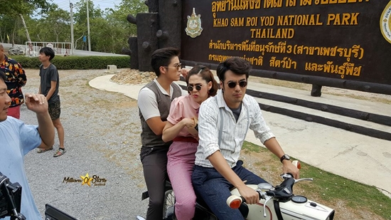 ชมพู่ อารยา ชมพู่ อารยา