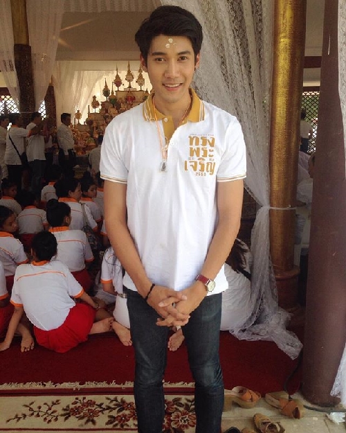 4 ยอดกุมาร ตรี คฑา จักร สังข์ 4 ยอดกุมาร ตรี คฑา จักร สังข์