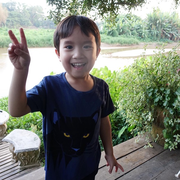 น้องแพทริก น้องริต้า น้องแพทริก น้องริต้า