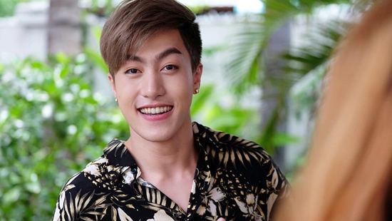 ดาราชุดนักศึกษา ดาราชุดนักศึกษา