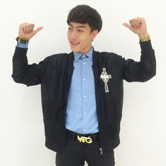 ดาราชุดนักศึกษา ดาราชุดนักศึกษา