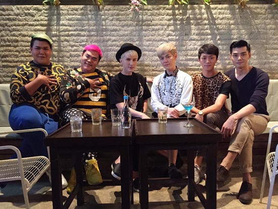 ไดอารี่ตุ๊ดซี่ส์ เดอะ ซีรีส์ ไดอารี่ตุ๊ดซี่ส์ เดอะ ซีรีส์