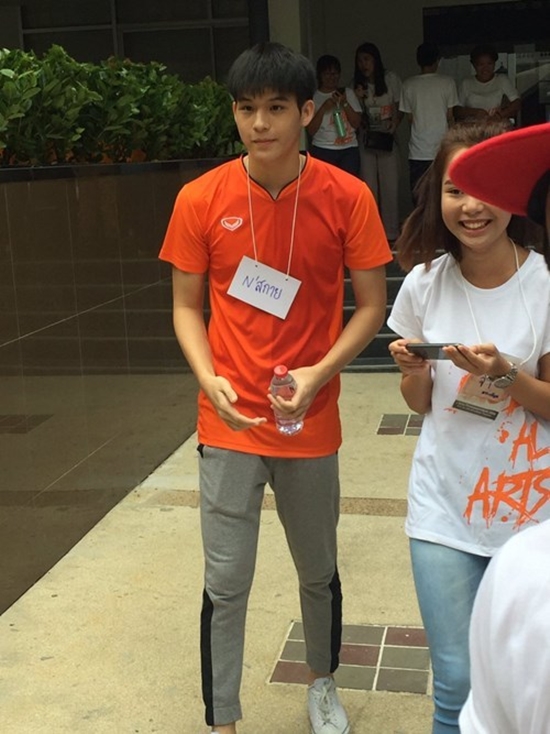 ดาราชุดนักศึกษา ดาราชุดนักศึกษา