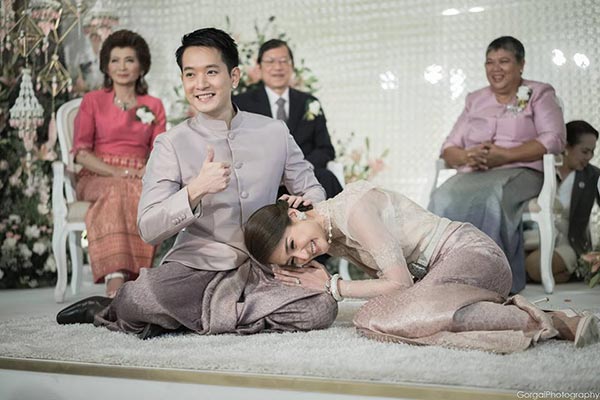 เนย โชติกา เนย โชติกา