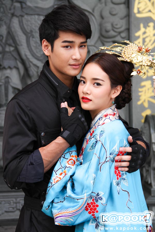 บวงสรวง ไข่มุกมังกรไฟ วาววา ประกบ 2 พระเอก เพื่อน คณิน-อาโป บวงสรวง ไข่มุกมังกรไฟ วาววา ประกบ 2 พระเอก เพื่อน คณิน-อาโป