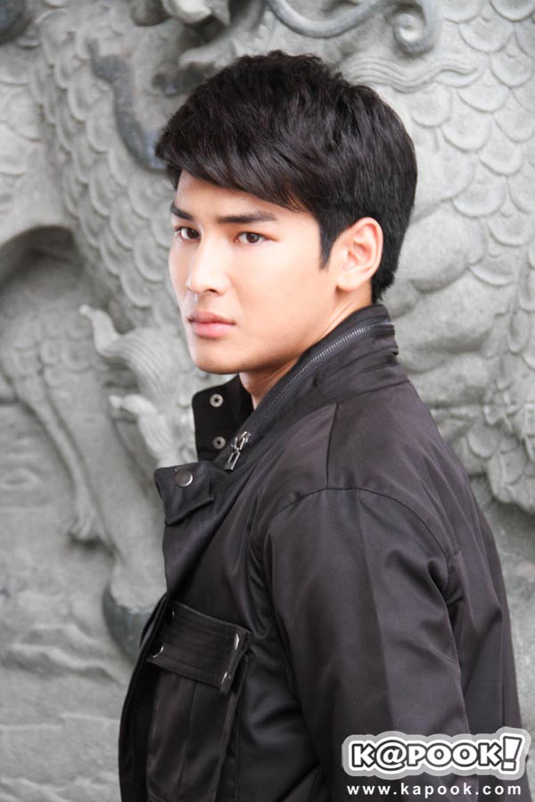 บวงสรวง ไข่มุกมังกรไฟ วาววา ประกบ 2 พระเอก เพื่อน คณิน-อาโป บวงสรวง ไข่มุกมังกรไฟ วาววา ประกบ 2 พระเอก เพื่อน คณิน-อาโป