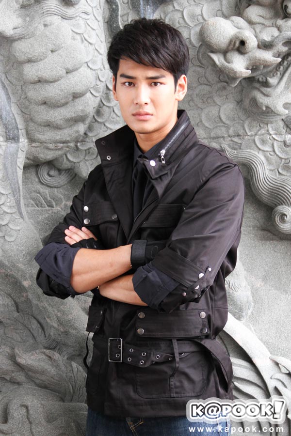 บวงสรวง ไข่มุกมังกรไฟ วาววา ประกบ 2 พระเอก เพื่อน คณิน-อาโป บวงสรวง ไข่มุกมังกรไฟ วาววา ประกบ 2 พระเอก เพื่อน คณิน-อาโป