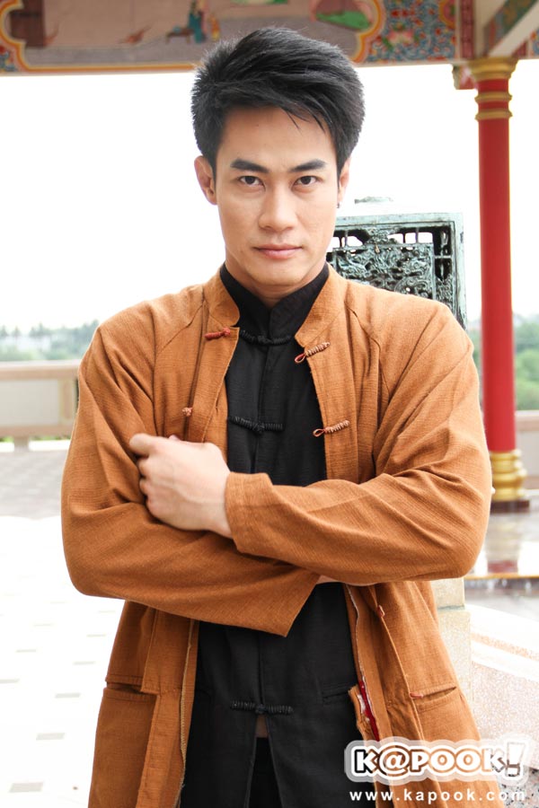 บวงสรวง ไข่มุกมังกรไฟ วาววา ประกบ 2 พระเอก เพื่อน คณิน-อาโป บวงสรวง ไข่มุกมังกรไฟ วาววา ประกบ 2 พระเอก เพื่อน คณิน-อาโป