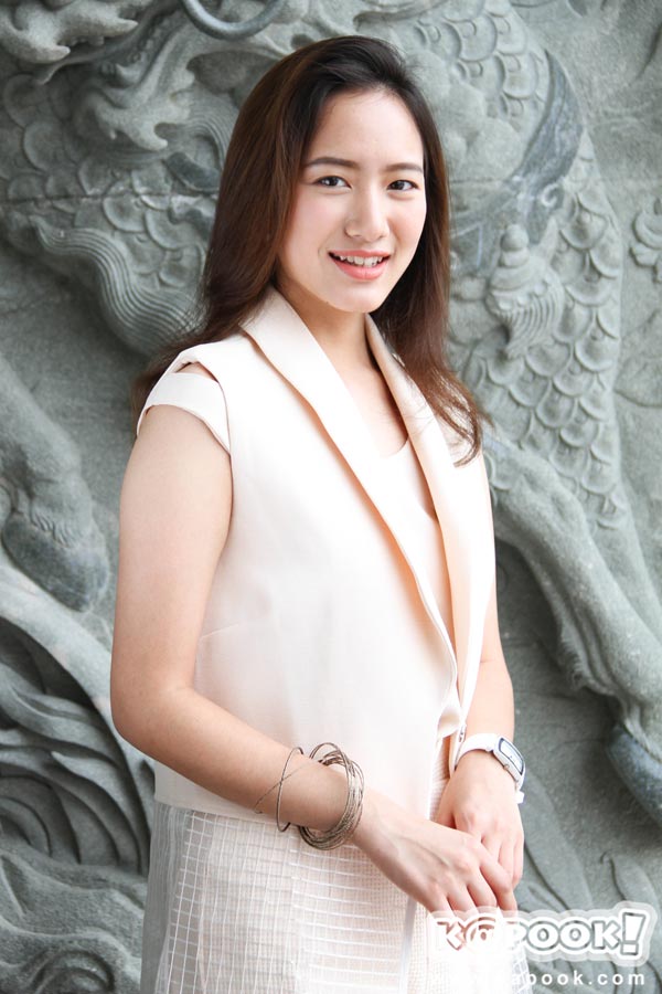 บวงสรวง ไข่มุกมังกรไฟ วาววา ประกบ 2 พระเอก เพื่อน คณิน-อาโป บวงสรวง ไข่มุกมังกรไฟ วาววา ประกบ 2 พระเอก เพื่อน คณิน-อาโป