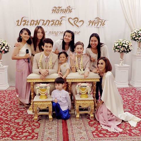 งานแต่ง ต้าร์ พศิน อ้อม ประถมาภรณ์ คู่ขวัญละครพื้นบ้าน ชื่นมื่นเปี่ยมสุข งานแต่ง ต้าร์ พศิน อ้อม ประถมาภรณ์ คู่ขวัญละครพื้นบ้าน ชื่นมื่นเปี่ยมสุข