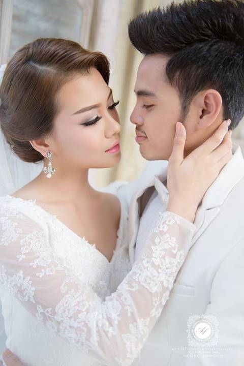 พรีเวดดิ้ง อุ้ม ธีราทร - น้องเบส สวยงามอ่อนละมุน เกิดมาเพื่อเป็นเนื้อคู่กัน พรีเวดดิ้ง อุ้ม ธีราทร - น้องเบส สวยงามอ่อนละมุน เกิดมาเพื่อเป็นเนื้อคู่กัน