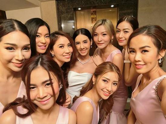 งานแต่งงาน เบเบ้ ธันย์ชนก - บูม บวรวาณิชย์ งานแต่งงาน เบเบ้ ธันย์ชนก - บูม บวรวาณิชย์