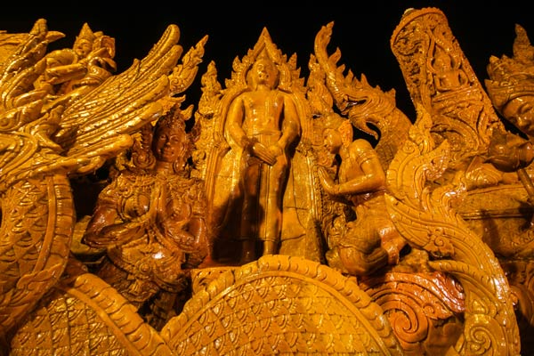 แห่เที่ยนพรรษา อุบลราชธานี ประเพณีแห่เทียนพรรษาอุบลฯ 2559