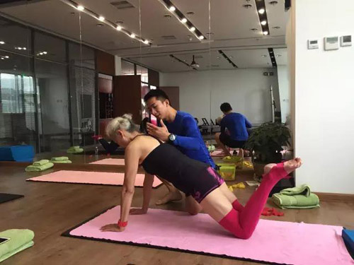 คุณยายนักโยคะ คุณยายนักโยคะ