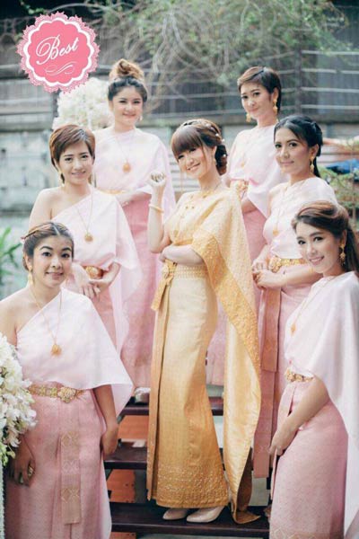 ร้านเช่าชุดเพื่อนเจ้าสาวชุดไทย ร้านเช่าชุดเพื่อนเจ้าสาวชุดไทย
