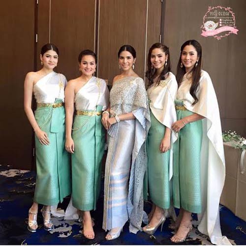 ร้านเช่าชุดเพื่อนเจ้าสาวชุดไทย ร้านเช่าชุดเพื่อนเจ้าสาวชุดไทย