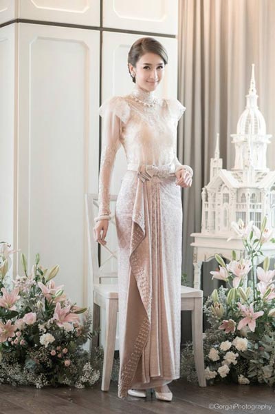ชุดแต่งงาน เนย โชติกา ชุดแต่งงาน เนย โชติกา