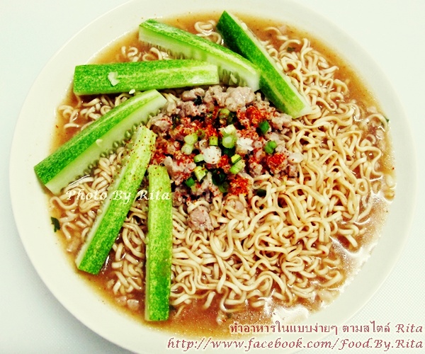 ราดหน้ามาม่าหมูสับไมโครเวฟ ราดหน้ามาม่าหมูสับไมโครเวฟ