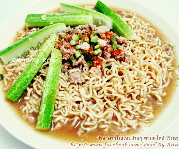 ราดหน้ามาม่าหมูสับไมโครเวฟ ราดหน้ามาม่าหมูสับไมโครเวฟ