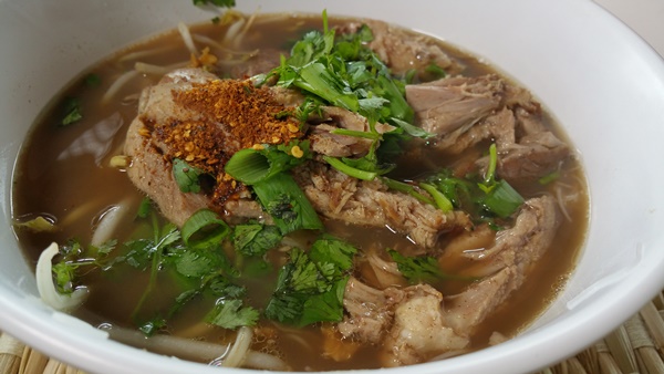 ก๋วยเตี๋ยวเป็ดพะโล้