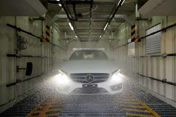 Mercedes-Benz Mercedes-Benz