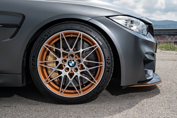 BMW M4 GTS BMW M4 GTS
