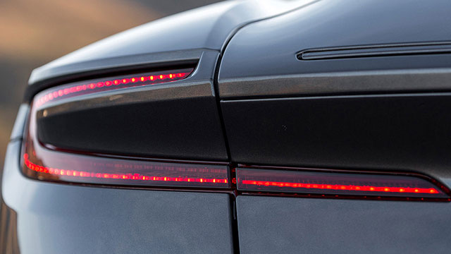 Aston Martin DB11 Aston Martin DB11